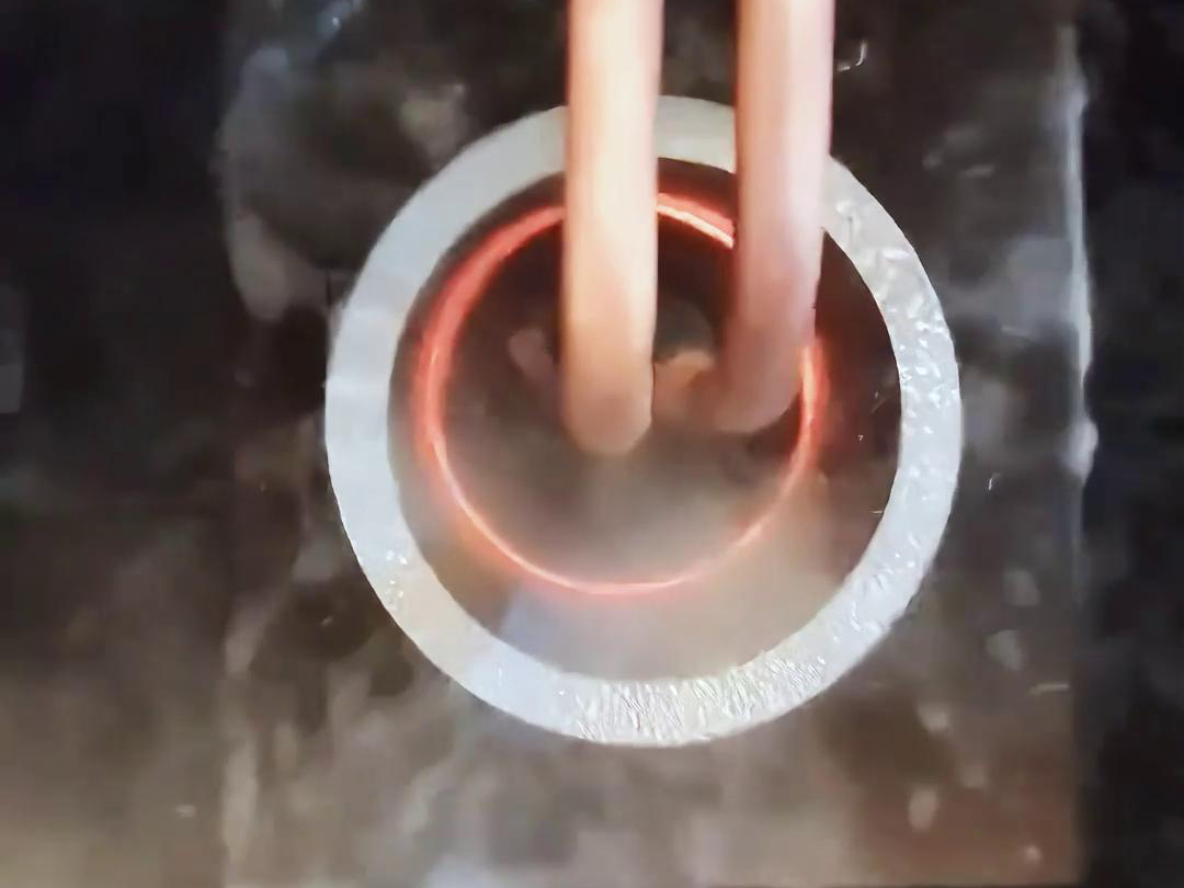 高频淬火机床在内孔内壁自动化淬火热处理中的应用，你